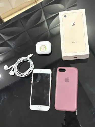 iPhone 8 64GB Rose Gold Conservado Original com Caixa e Fones de Ouvido