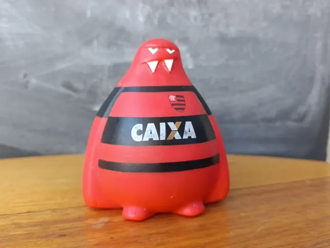 BONECO BALUM POUPANÇUDO DA CAIXA FLAMENGO RARIDADE ANOS 2000.