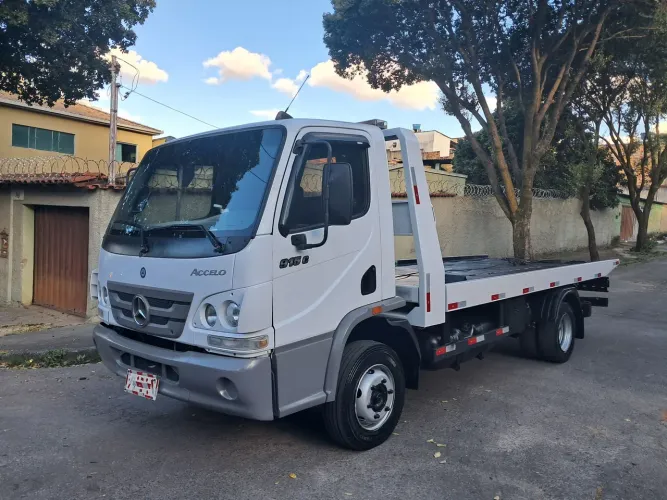 Mercedes-Benz Accelo 915C 