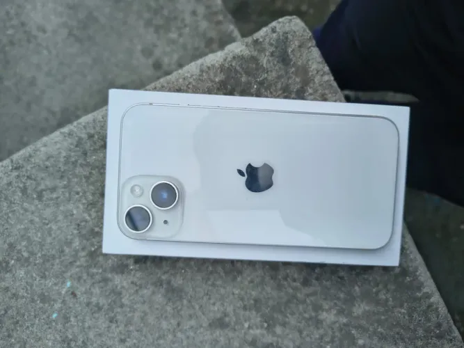 iPhone 14 semi novo 