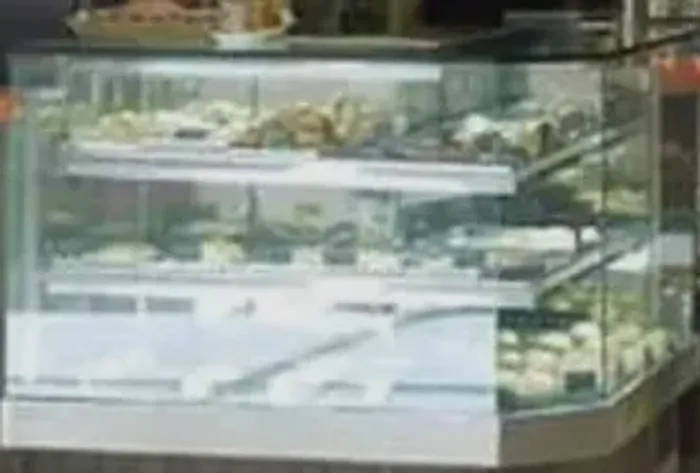 Vitrine Quente Esquinada 