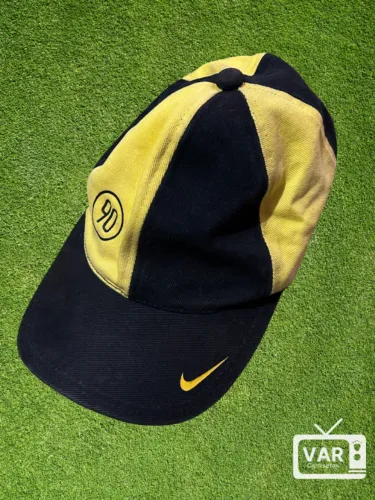 Boné Nike Total 90 