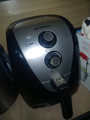 Air fryer (semi nova)