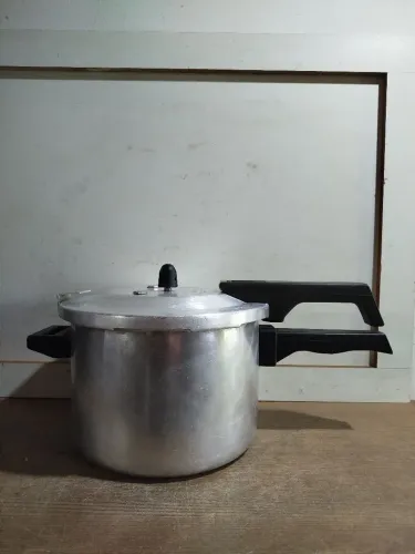 Panela de pressão industrial empress 12 litros 