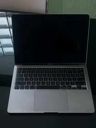 MacBook Air M1 2020 8GB