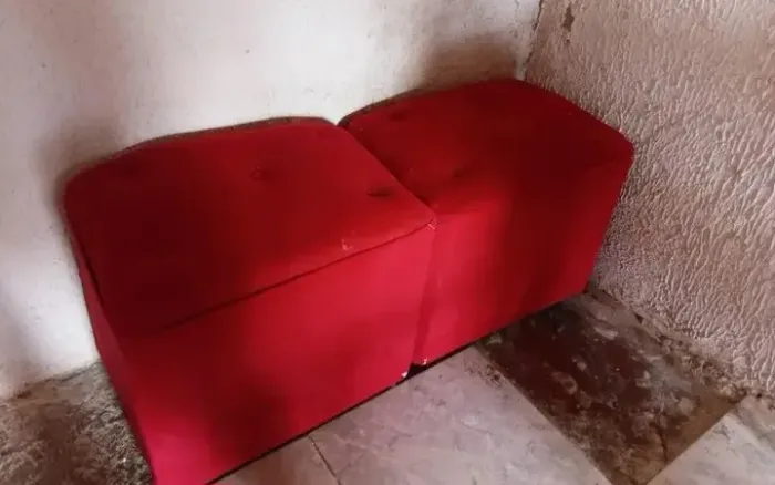 2 puff de sala em perfeito estado