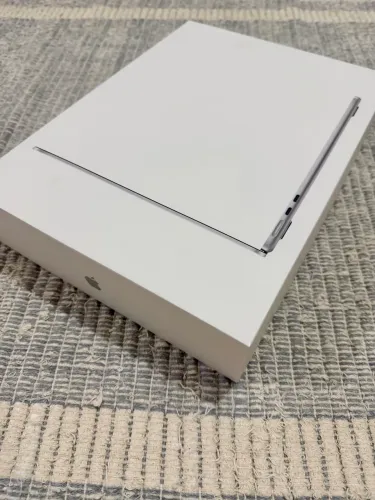 MacBook Lacrado Air M4 13p 16gb 256gb