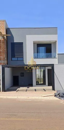 SOBRADO COM 1 SUÍTE + 2 QUARTOS E PISCINA NO VISTA LINDA