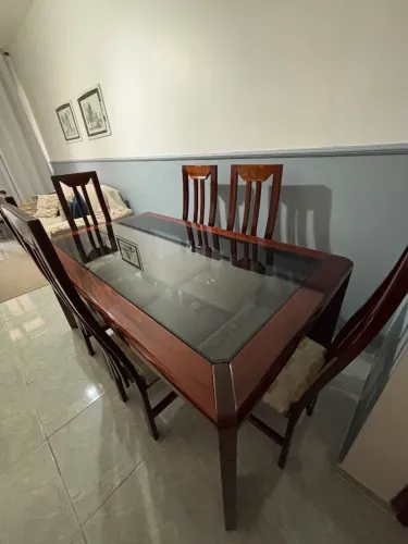 Mesa de jantar 6 cadeiras