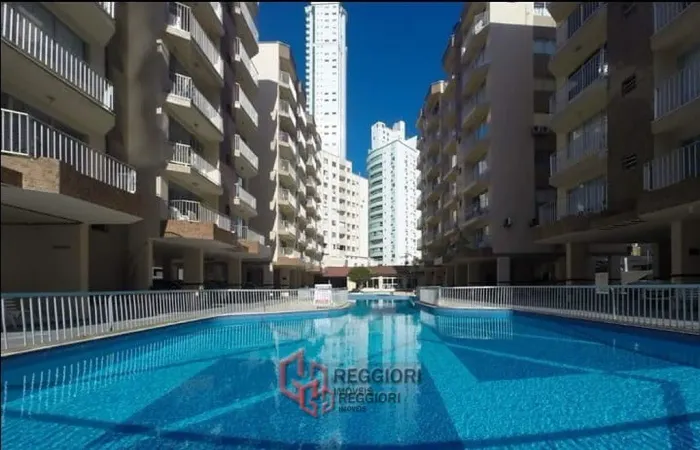 CONDOMÍNIO FECHADO COM PISCINA, 2 DOR BC