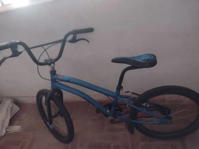 Bicicleta  desapega,120 reais,muito nova