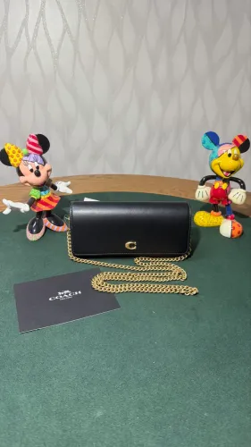 Coach Evie long wallet preta 