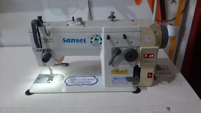 Máquina Costura Sansei 3 Pontinhos Direct Drive Semi-industrial 