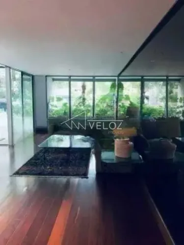 Apartamento - Padrão / Residencial / Lagoa