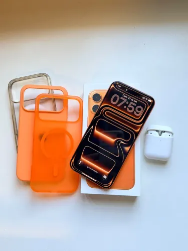 IPHONE 17 pro max 256GB + AirPods 1 