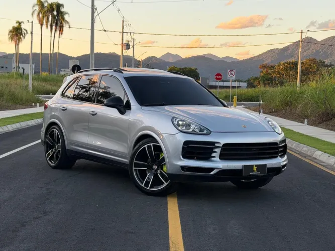 Porsche Cayenne Platinum ED. 3.6 2018
