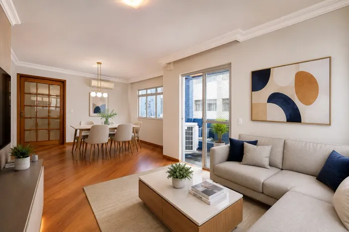 Apartamento 4 quartos com 2 suítes no Cabral R$ 1.580.000