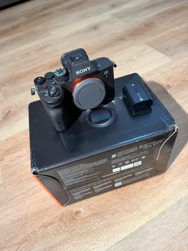 Sony a74