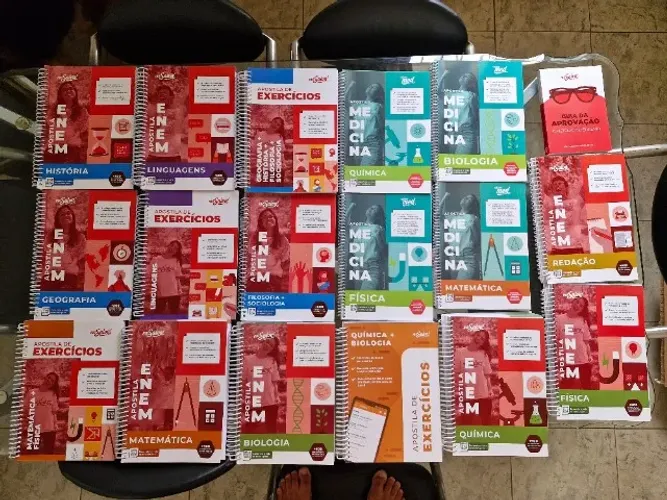 Combo Med Box - Material para o ENEM 17 livros