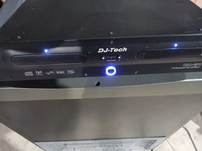 DJ -TECH COX - 210 