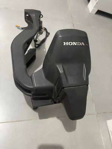 Pára-lama CB1000r