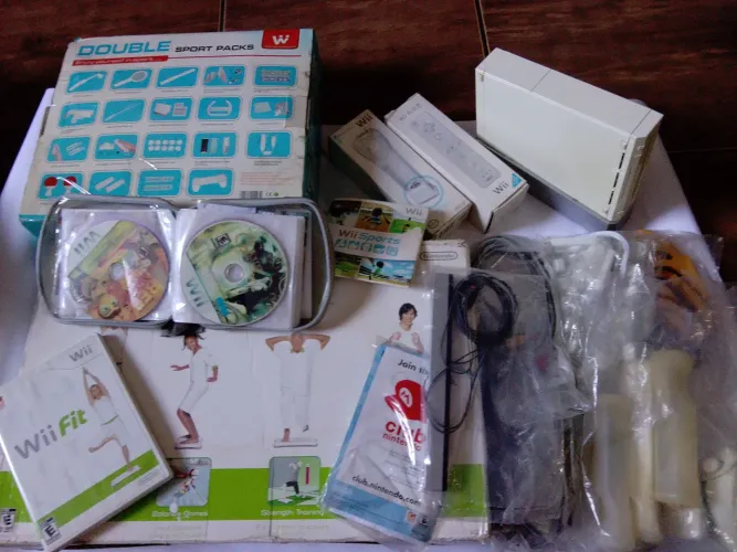 Game Nintendo Wii Completo + Prancha Wii Fit + Motion Plus + Acessórios 