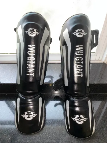 Caneleira de Muaythai