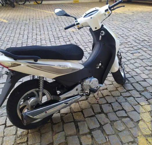 Moto cinquentinha 