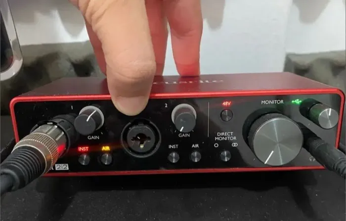Interface de áudio Focusrite 2i2