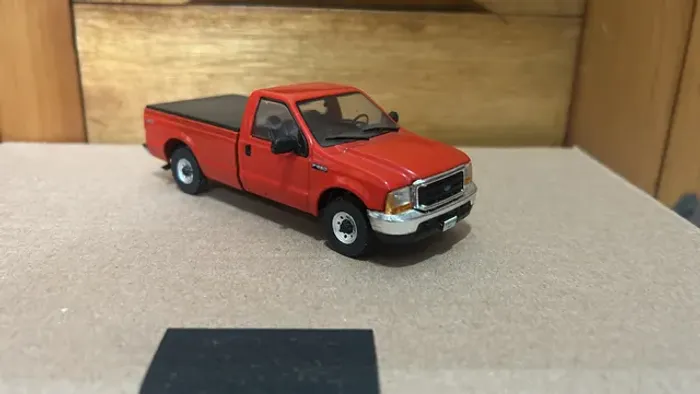 Miniatura Ford F-250 1:43