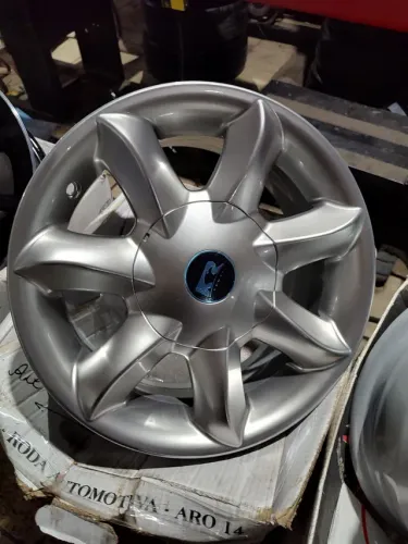 Aro 14 novas em 10 x sem juros furacão universal 4x100 e 4x108modelo Santorini