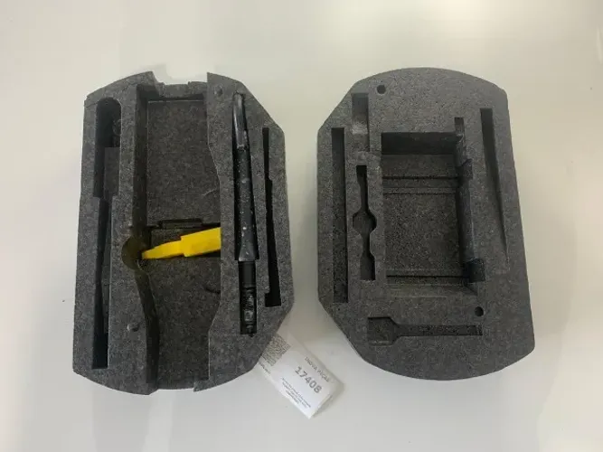 Isopor Da Chave Roda Macaco Peugeot 408/308  *0