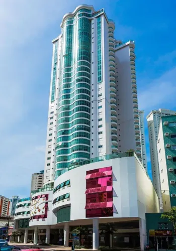 Apartamento FG mobiliado, 3 suítes, 2 vagas, à venda no Lê Magestic!