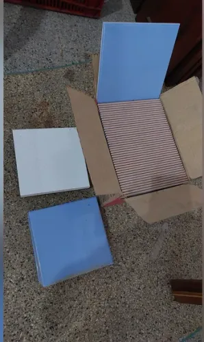 Revestimento antigo porcelana antiga azulejo antigo Eliane 20 por 20 azul Laguna 01885