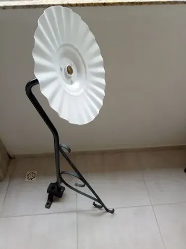 Luminária antiga 