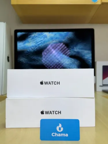 Apple Watch SE 3 (Terceira geração) 40mm na cor Midnight e starlight - Lacrado Loja Física