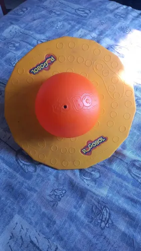 PRESENTE INCRÍVEL!!! Pogobol estrela - amarelo e laranja