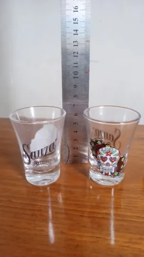 Dupla de copos para shot de tequila