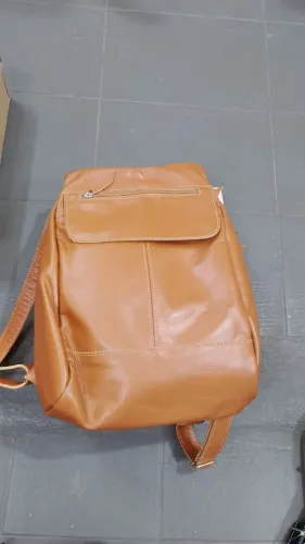 Mochila de couro caramelo P