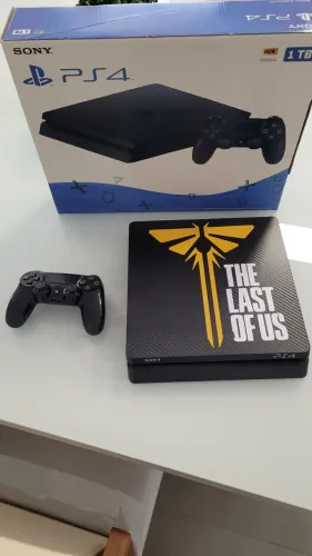 Ps4 slim 1 tb desbloqueado