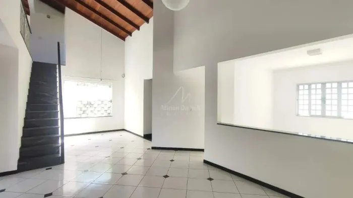 Casa com 4 quartos (2 suítes) no bairro Jardim Atlântico