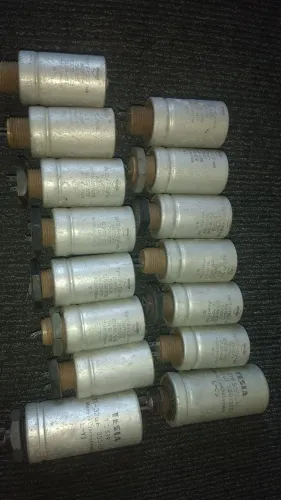 Capacitores Tesla 32+32uF 350V - Lote de 11 peças