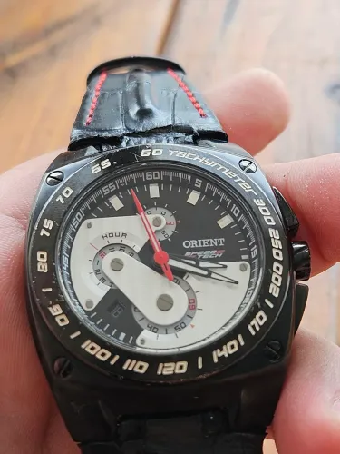 Relógio Orient Speed Tech edição especial 