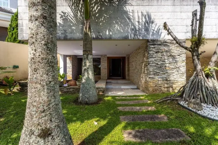 Casa à venda e para alugar em Santana de Parnaíba, Alphaville, com 5 suítes, com 530 m²