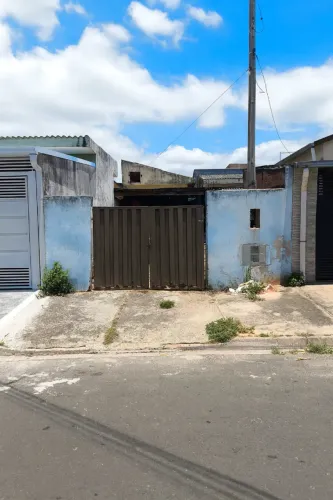Vende-se Casa com 01 no Jd. Amanda II - Ótimo preço