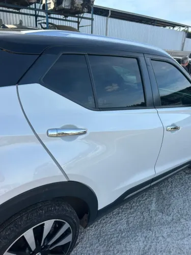 PORTA TRASEIRA DIREITA NISSAN KICKS 2017/2018 /SEM ACESSORIOS