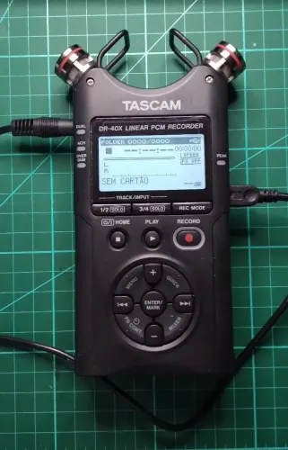 Gravador de áudio TASCAN DR-40X