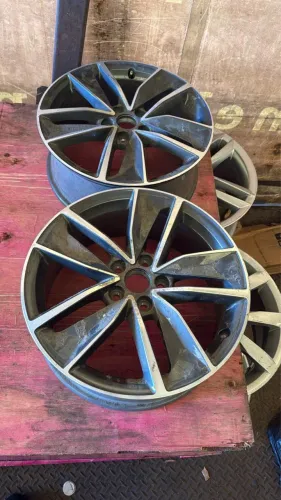 Roda Audi Aro 18 Q3 A3 A4 Nova