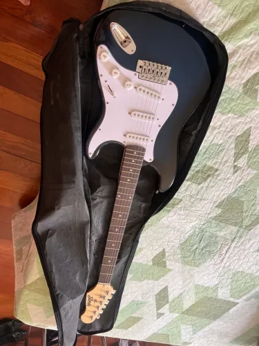 Guitarra Steve nunca usada