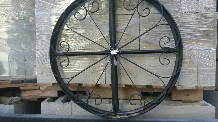 Vitrô de ferro com grade s/ vidro 0.70 cm